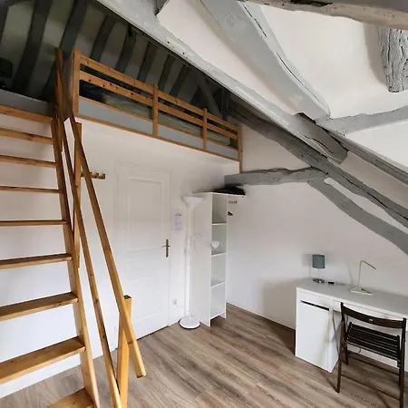 5 Chambres, Spacieux Et Calme *